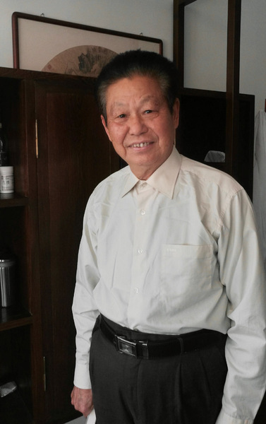 洪长春02.jpg